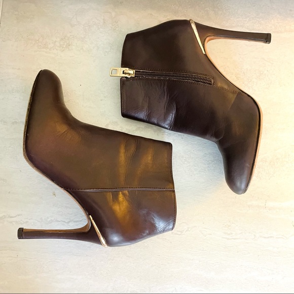 Coach Nila chestnut booties - Picture 6 of 14